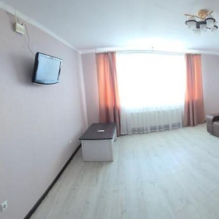 Apartment On Parkovaya Chornomorsk Exterior foto